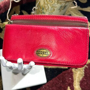 Fossil Women’s Red Leather Wallet 5 Cash Slots 9 Credit Card Slots ID Holder